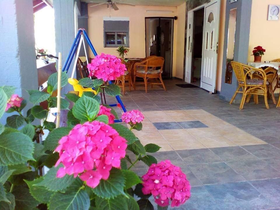 Apartments Haris Olympiakí Aktí Ngoại thất bức ảnh